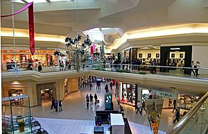Mall at Short Hills interior