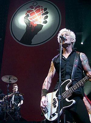 Mike Dirnt and Tre Cool
