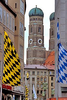 Mun flags frauenkirche