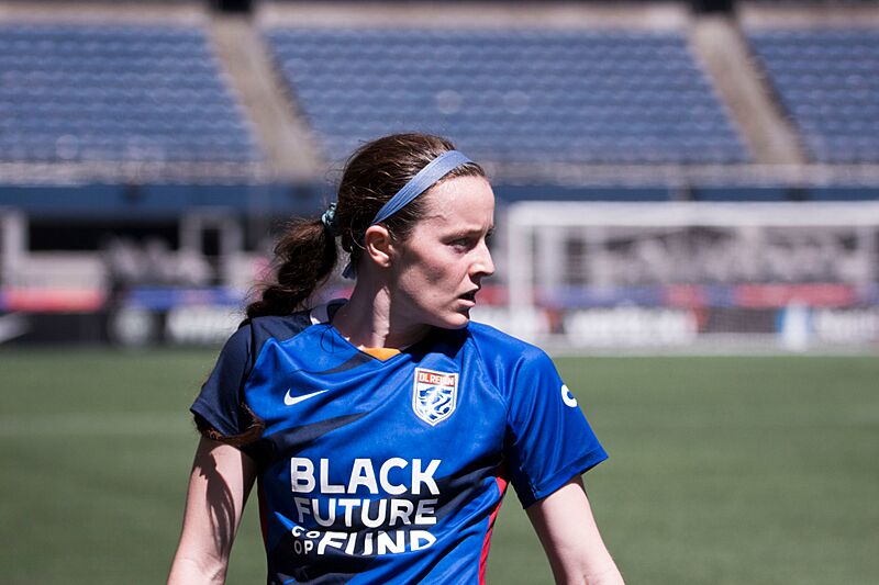 Rose Lavelle 2022-01
