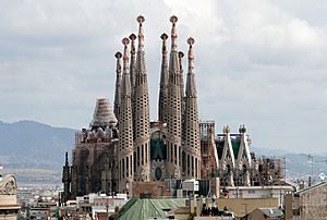 Sagrada Familia 01.jpg