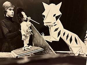 Simon Spencer in 1978, when he premièred the DaSilva Puppet Company’s bunraku production of Paper Tiger