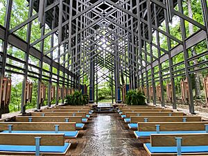 Thorncrown Chapel interior