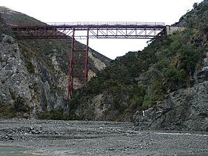 TranzAlpine bridge by Waimakariri River