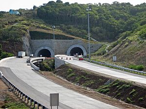 Tunel de Maunabo, Puerto Rico