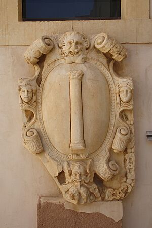 4248 - Siracusa, Palazzo Bellomo - Stemma di Marco Antonio Colonna (1575-1584) - Foto di Giovanni Dall'Orto, 18 marzo 2014