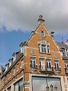 Cambrai grand-place maison a pignon