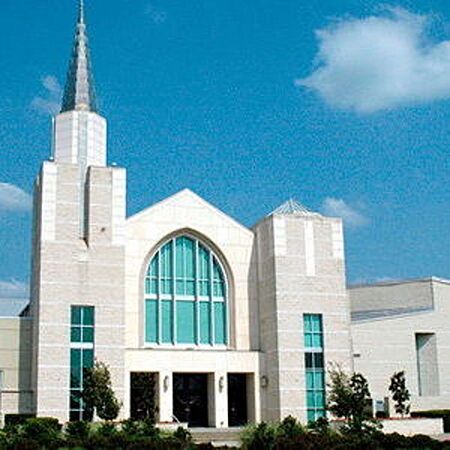 Christ-church-plano-exterior