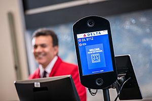 Facial recognition technology at gate (44275734970)
