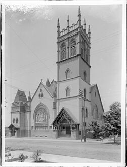 First Congregational Church on Hope Street, ca.1905 (CHS-1777)
