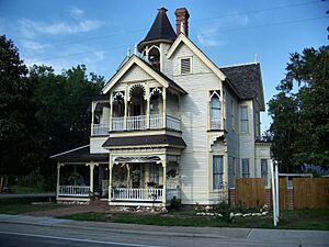 Henderson House Lake City01