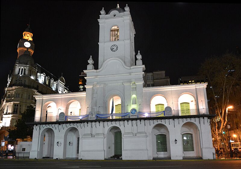 ID 251 Cabildo 4919