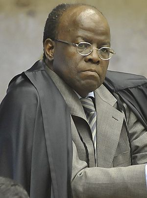 Joaquim Barbosa durante o julgamento do mensalão 2012 (cropped).JPG