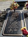 Johnny Cash grave Hendersonville Memory Gardens Hendersonville TN 2013-12-27 002