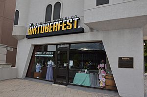 Kitchener-Oktoberfest-store
