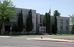 Jefferson County Courthouse in Madras