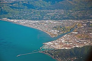 Petone and Seaview, New Zealand, 3rd. Dec. 2010 - Flickr - PhillipC.jpg