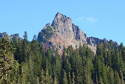 Pinnacle Peak Tatoosh Range