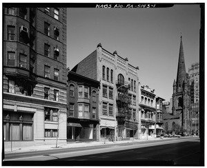 STREETSCAPE OF FIFTH ST. LOOKING NORTHWEST - 12 North Fifth Street, Reading, Berks County, PA HABS PA,6-READ,8-1.tif