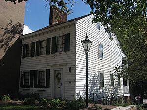 Scribner House in New Albany, closeup