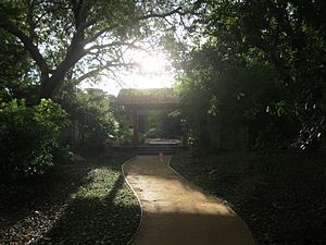 Storrier-Stearns Japanese Garden walkway