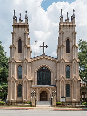 Trinity Episcopal Cathedral, Columbia SC, West view 20160702 1.jpg
