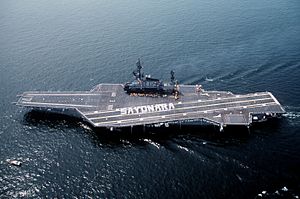 USS Midway (CV-41) leaving Yokosuka, Crew spelling Sayonara