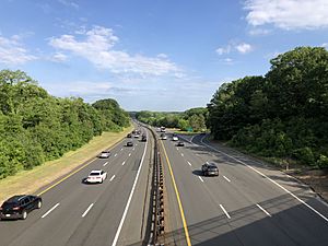 2021-05-28 08 30 45 View north along the northbound lanes of New Jersey State Route 444 (Garden State Parkway) from the overpass for Middlesex County Route 626 (Laurence Harbor-Matawan Road) in Old Bridge Township, Middlesex County, New Jersey