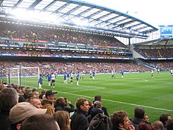Chelsea defend corner
