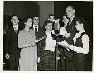 Frank Thone (1891-1949) interviewing Science Talent Search finalists, 1945 (4406390700)