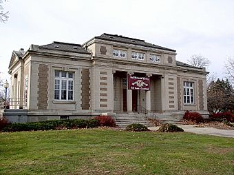 Hall Memorial Library, Ellington CT.jpg