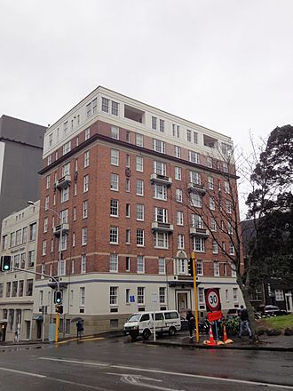 Hampton Court Flats.jpg