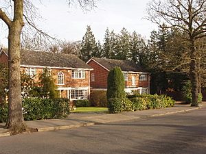 Houses in Northgate, Northwood - geograph.org.uk - 111167
