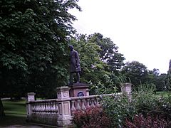 Joseph Locke Memorial - Locke Park- Barnsley - geograph.org.uk - 472139