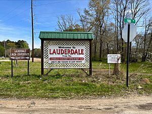 Lauderdale welcome sign