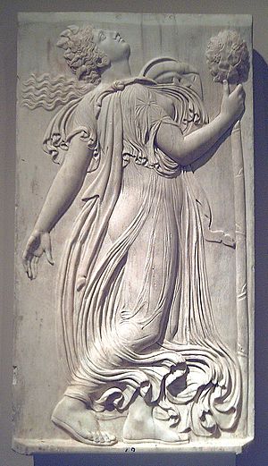 Ménade relieve romano (Museo del Prado) 01