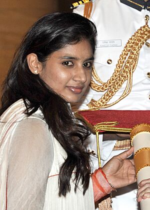 Mithali Raj with Padma Shri Award (cropped).jpg