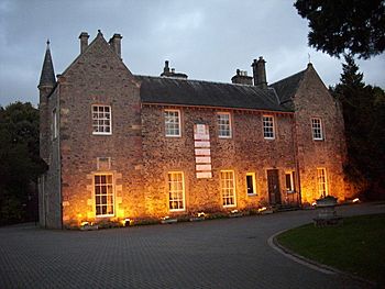 Old-gala-house-by-night