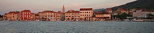 Panoramic view of Stari Grad, seen from the bay