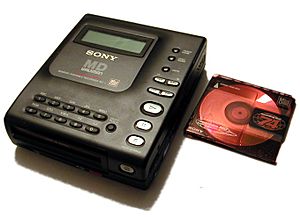 Sony MZ-1 and a disc 20040221