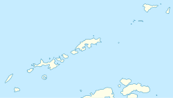 Aitcho Islands is located in South Shetland Islands