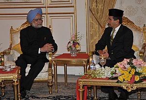 The Prime Minister, Dr. Manmohan Singh with the King of Malaysia, HM Mizan Zainal Abidin, at Istana Negara, in Malaysia on October 27, 2010