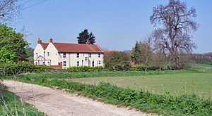 Wauldby, the cottages - geograph.org.uk - 807264.jpg