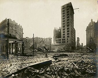 Willard Worden view from Kearny St after 1906 San Francisco earthquake and fire