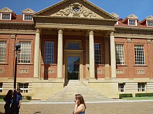 Barr Smith library entrance