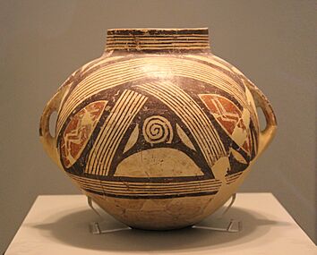 Clay vase with polychrome decoration, Dimini, Magnesia, Late or Final Neolithic (5300-3300 BC)