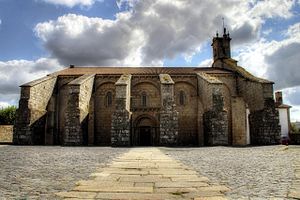 Colexiata Santa María a Maior e Real do Sar, Santiago de Compostela.jpg