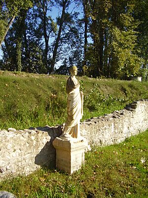 DionArchaeologicalSiteStatue