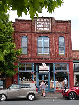 Dixon Dry Goods - Grants Pass Oregon