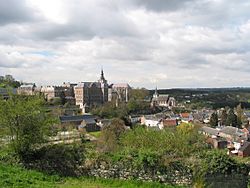Floreffe - Abbaye et village (1).JPG